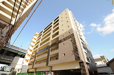 アヴィニールグランデ金田 904号室 外観