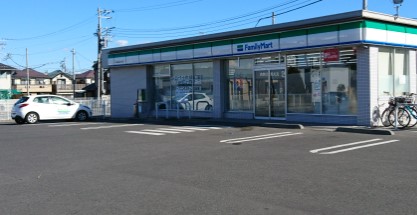エクセレント室田 コンビニ