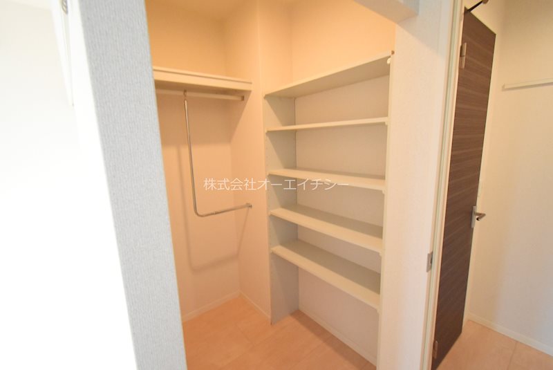 ヴェスタリア中小阪 収納