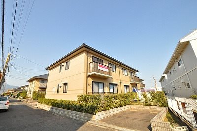 カサブランカパートⅡ  A棟 202号室 外観