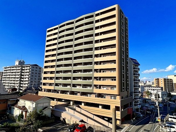 ウイングス三萩野  401号室 外観