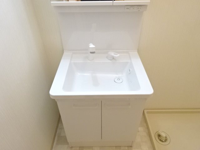 クラテールN　B棟 洗面所