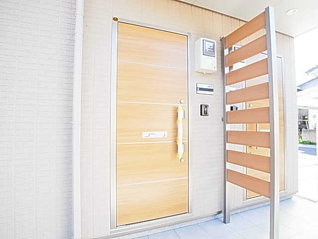 リヴェール光の里 玄関