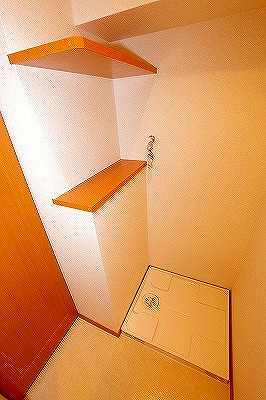 ニューリバー三萩野 その他8