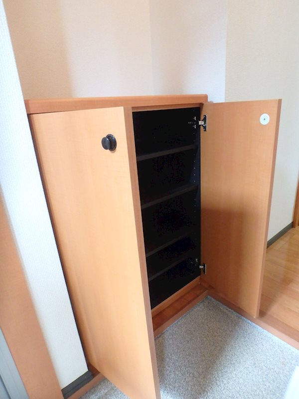 フェニックス湘南 玄関