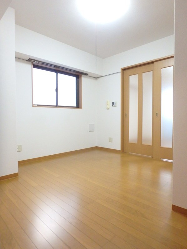 ラスピガドール・小澤 リビング