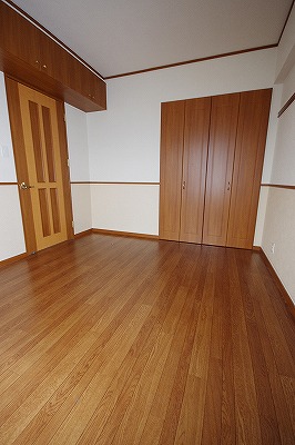 ＮＥＷ ＳＵＮ ＲＩＶＥＲ １３番館（ニューサンリバー１３番館） ベッドルーム