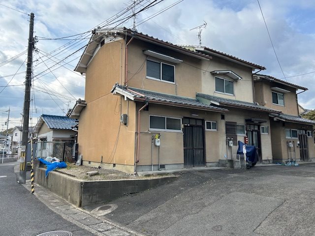 樫原中垣外貸家 外観