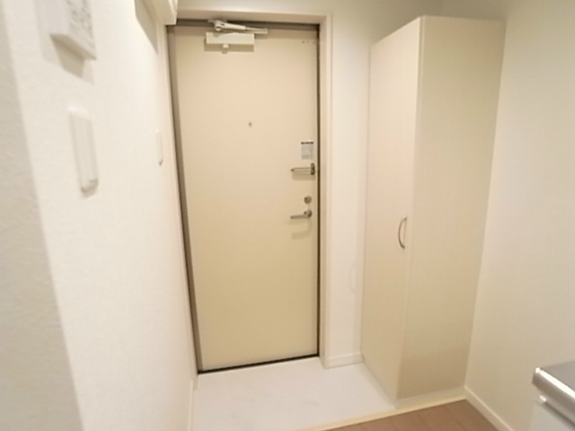 カーサルーチェ 玄関