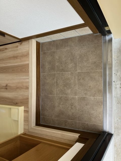 クレール三輪 玄関