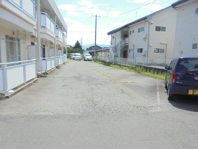 ウエストⅠ 駐車場