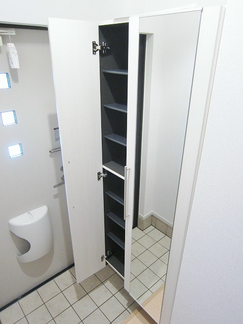グランソレイユ 収納