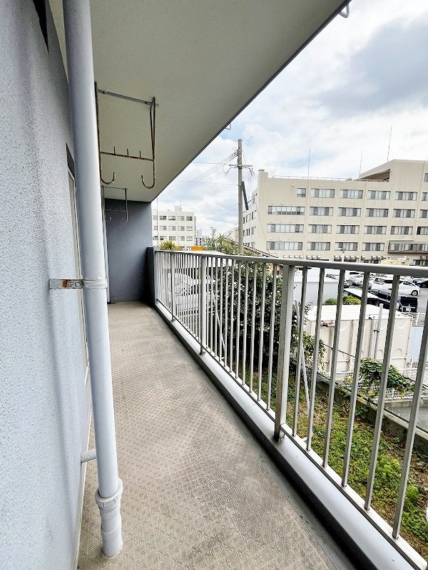 御告川ハイツ ベランダ