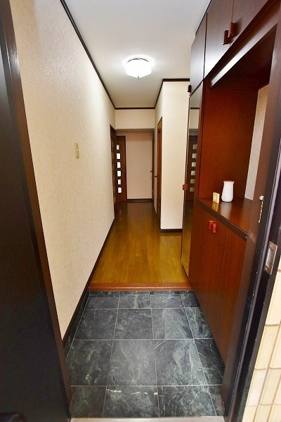 イマージュ安部山公園 玄関