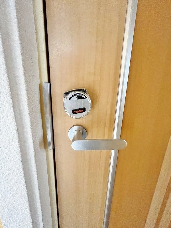 フルールドパリス 玄関