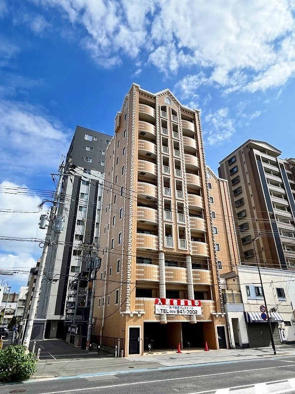 フルールドパリス 902号室 外観