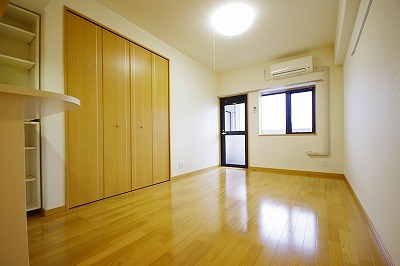 プレステージデルエアポート リビング