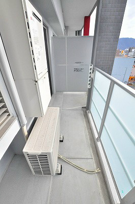 ｍａｉｓｏｎ　ｄｅ　ｐｒｅｃｉｅｕｓｅ（メゾンドプレシューズ） ベランダ