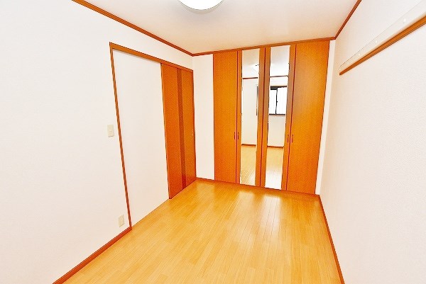 ファーストアルカディア ベッドルーム