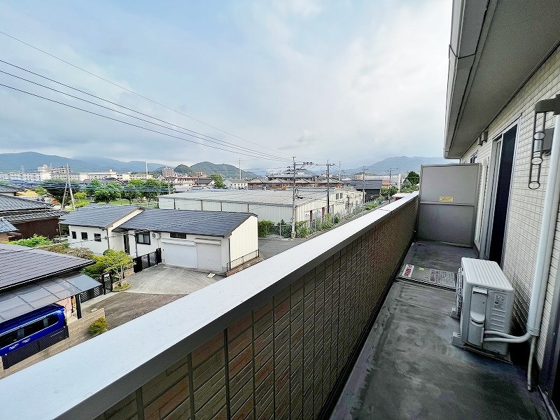 コンフォールⅢ番館 ベランダ