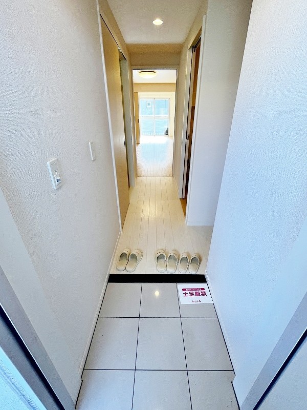 サンフローラ三郎丸 玄関