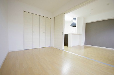 Ｓ－ＣＯＵＲＴ（エスコート）  ベッドルーム