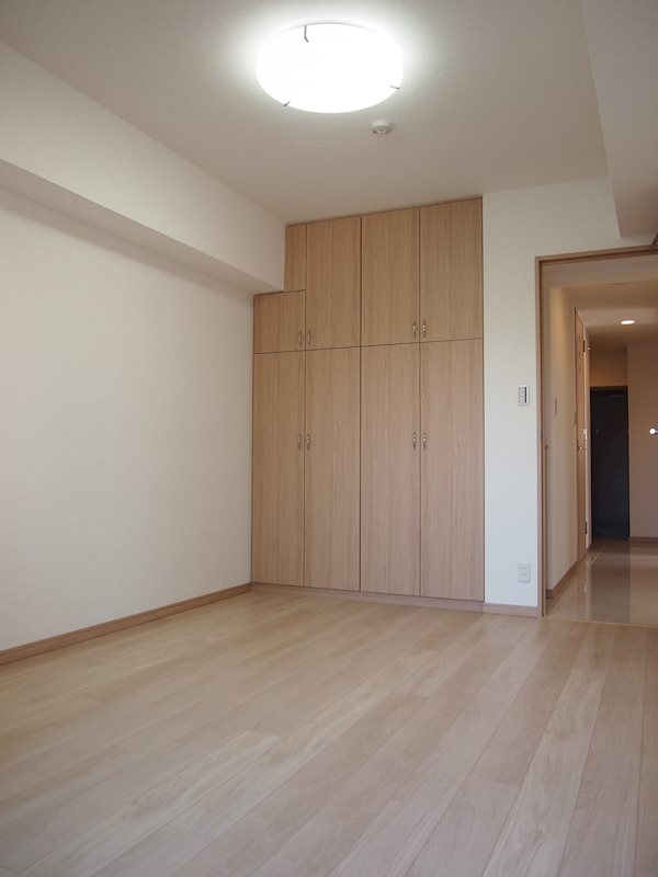 ルーブル浜松町 ベッドルーム