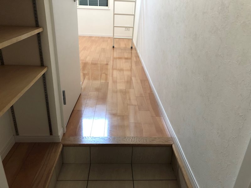 プリマ十弐番館 玄関