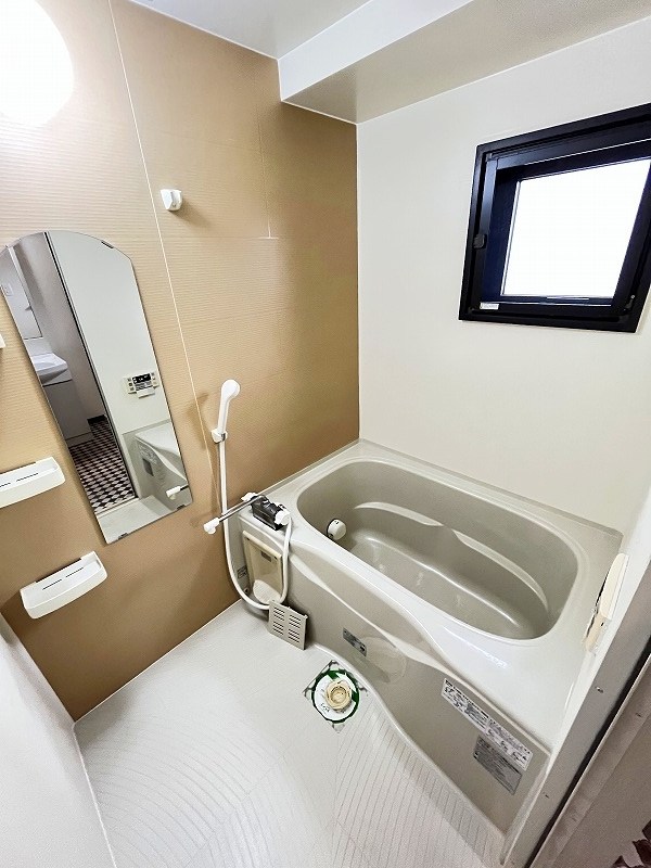 門司ポロニア弐番館 風呂画像