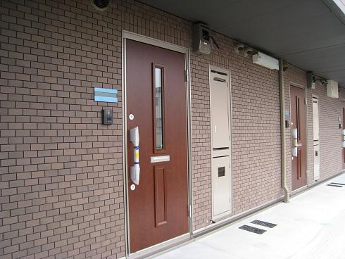 イーストフラワー弐番館 玄関