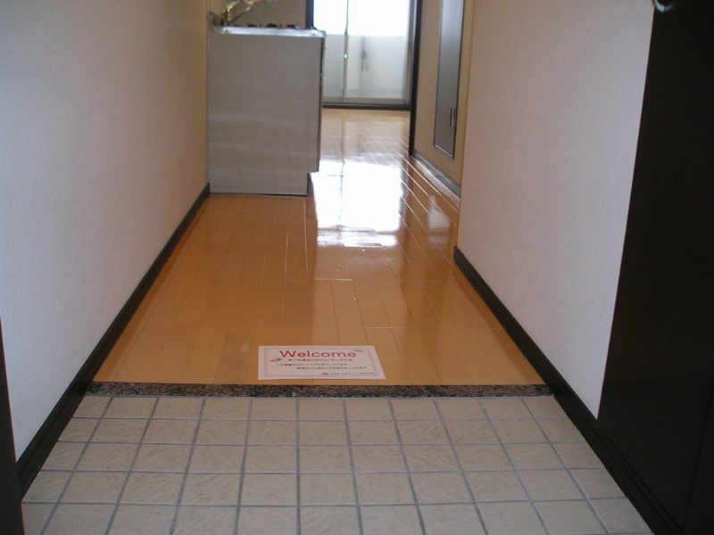 ロイヤル金信Ⅳ 玄関