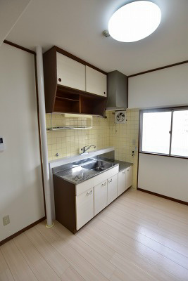 ブライトハーツ片野新町 キッチン