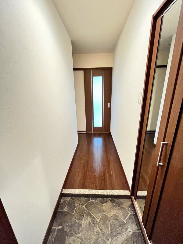 門司ポロニア弐番館 玄関