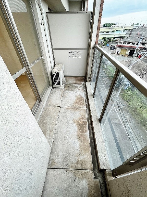 プルーム下到津  ベランダ