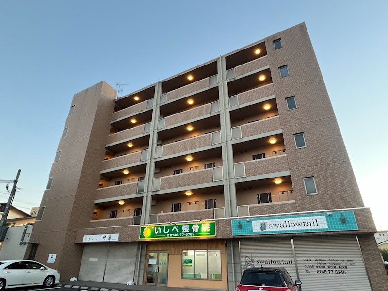 ロイヤルガーデン弐番館 外観