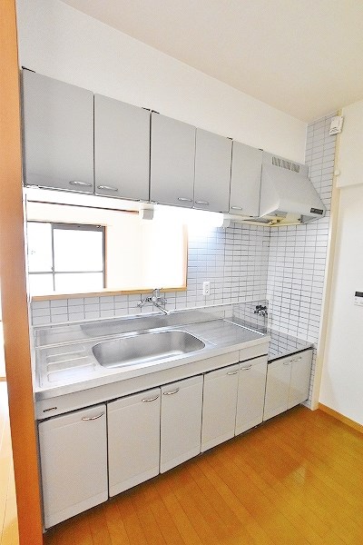 デニエ守恒 キッチン