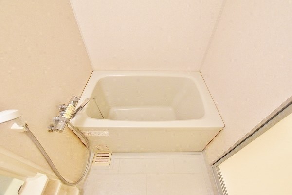 デニエ守恒 風呂画像