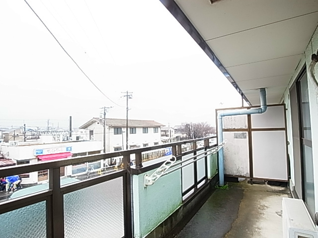 プラーズ六実 ベランダ