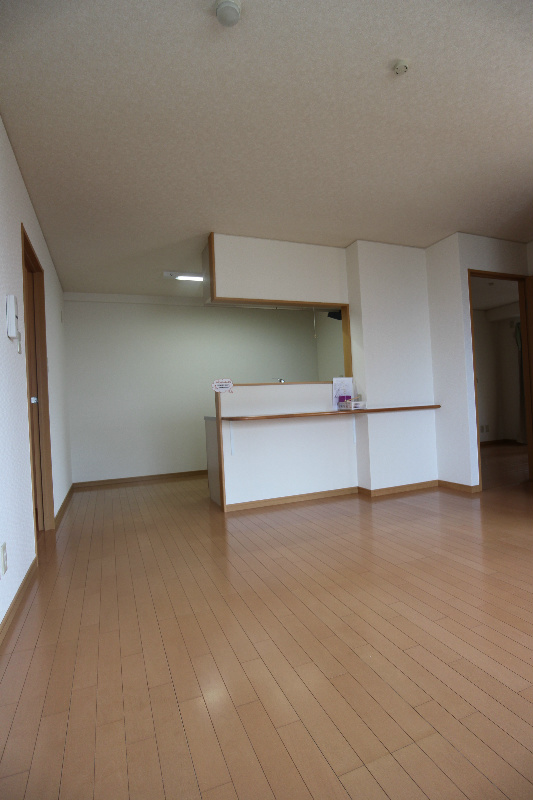 ロージュマン黄金町 リビング