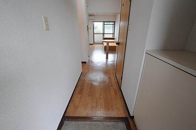 プレアール井堀 玄関