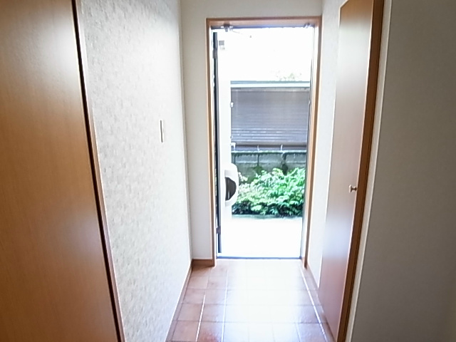 アムールＬ.Ａ 玄関