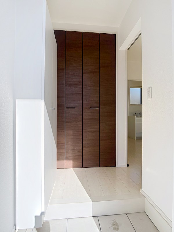 サニーハイツ 玄関