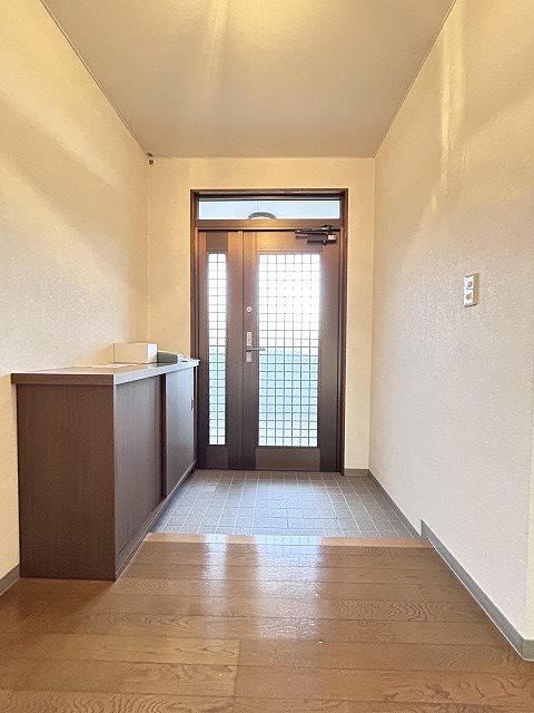 田口アパート（小島田） 玄関