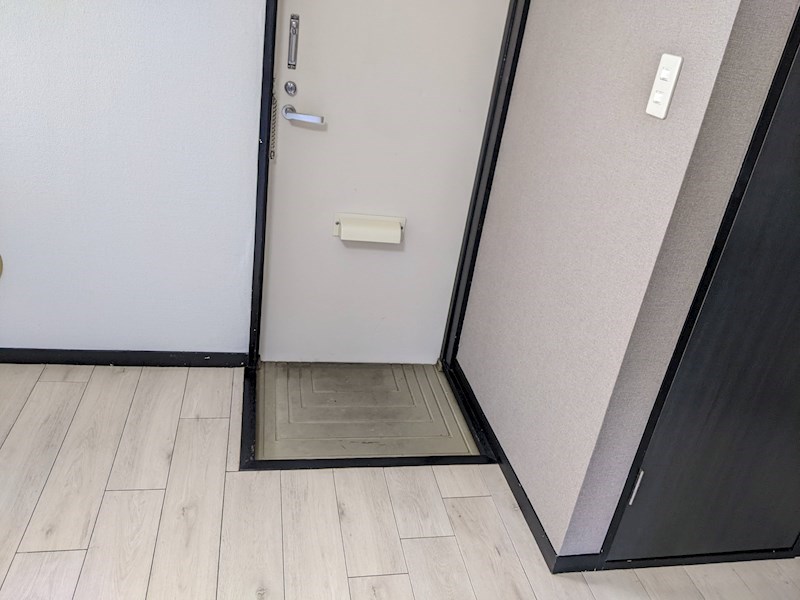 エステートピア善福寺 玄関
