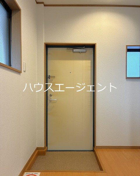 元澤ビル 玄関