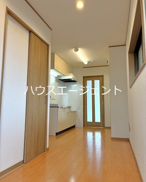 元澤ビル リビング