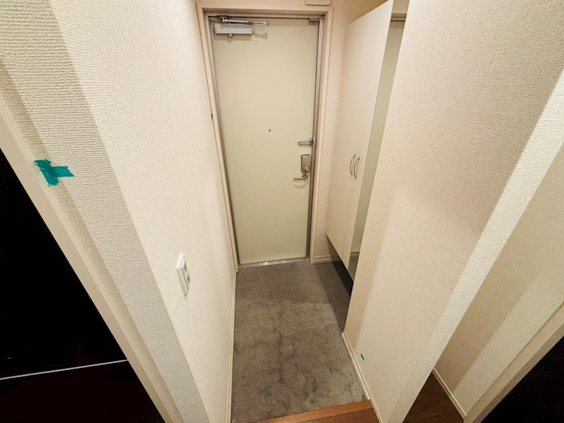 パインヒルズ胡録台 玄関