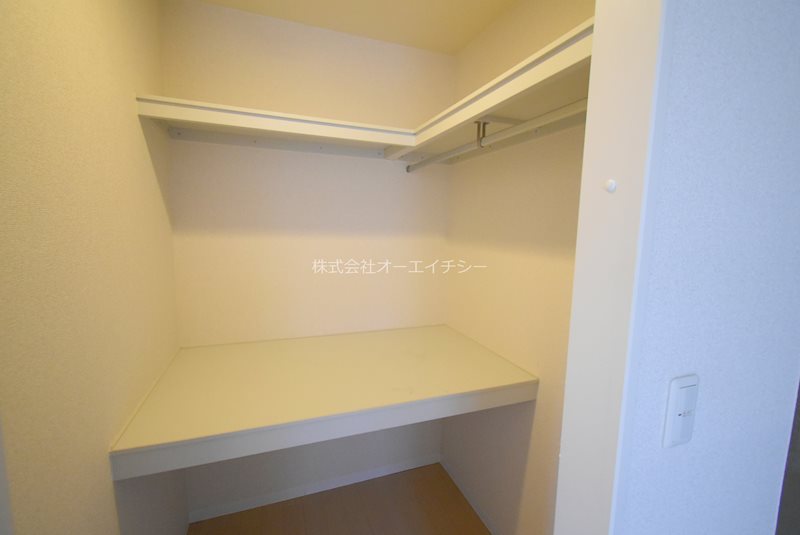 シャーメゾン　ブルーム	 収納