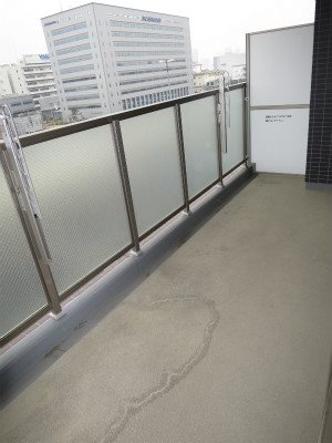 ヴェルディーク横浜新子安 ベランダ