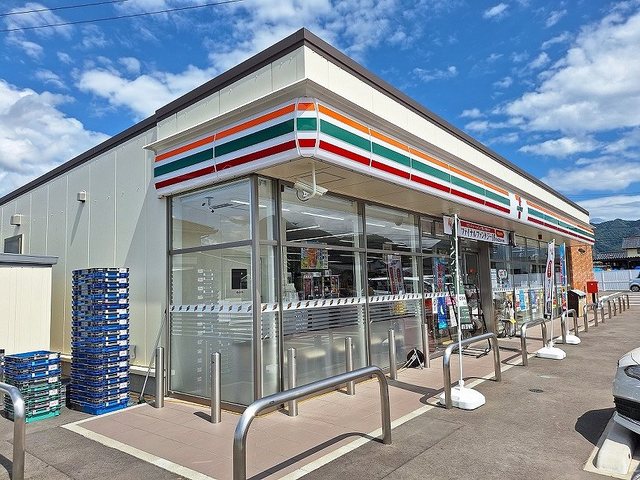 長野県上田市小島 コンビニ